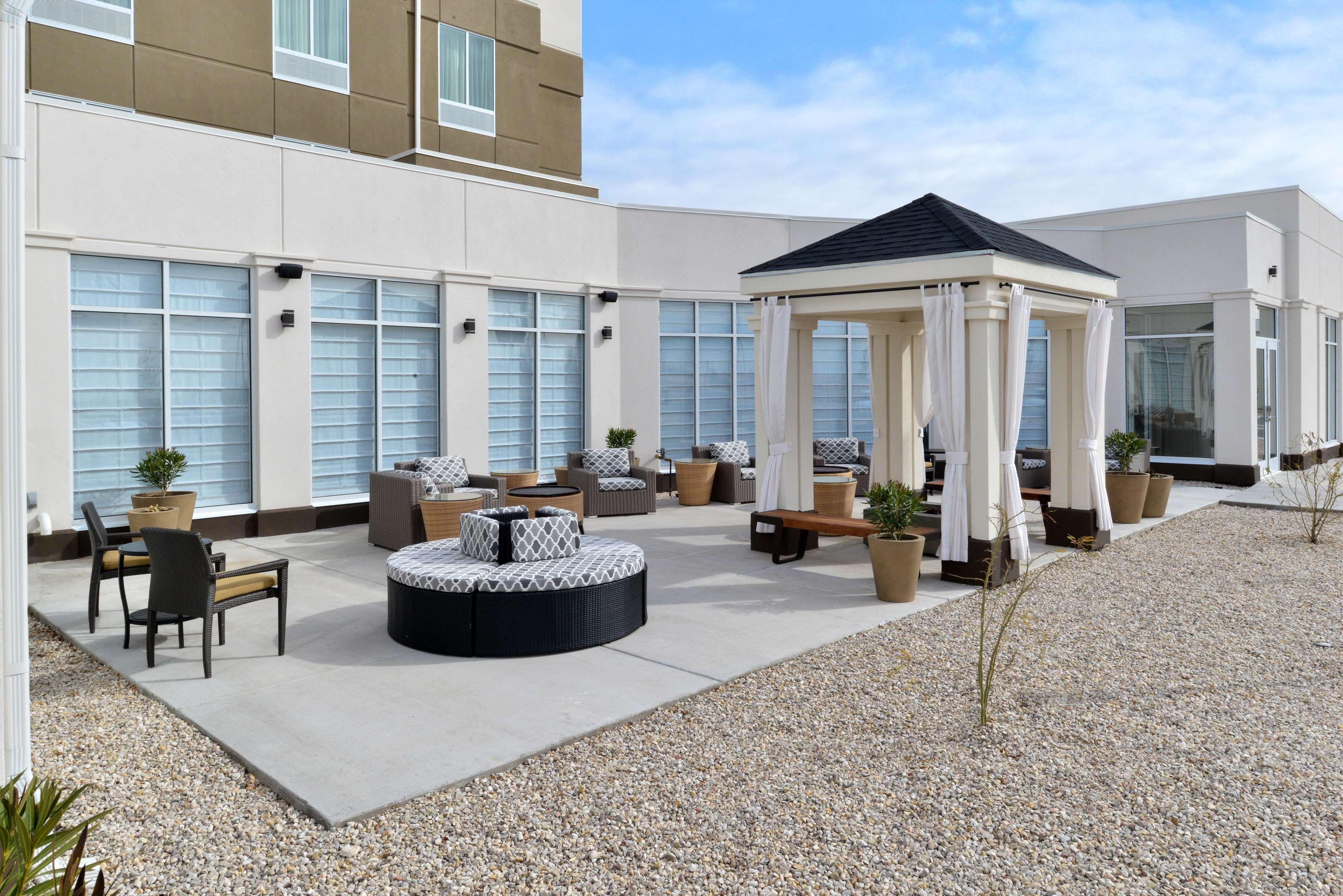 Hilton Garden Inn הובס מראה חיצוני תמונה
