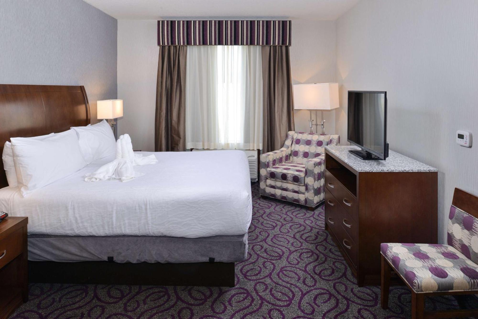 Hilton Garden Inn הובס מראה חיצוני תמונה
