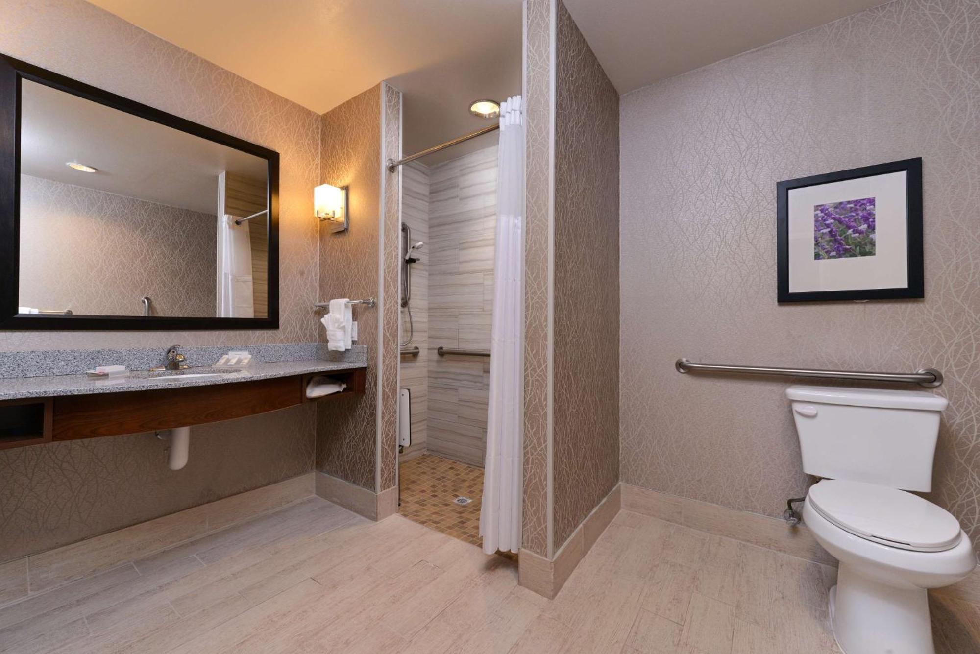 Hilton Garden Inn הובס מראה חיצוני תמונה