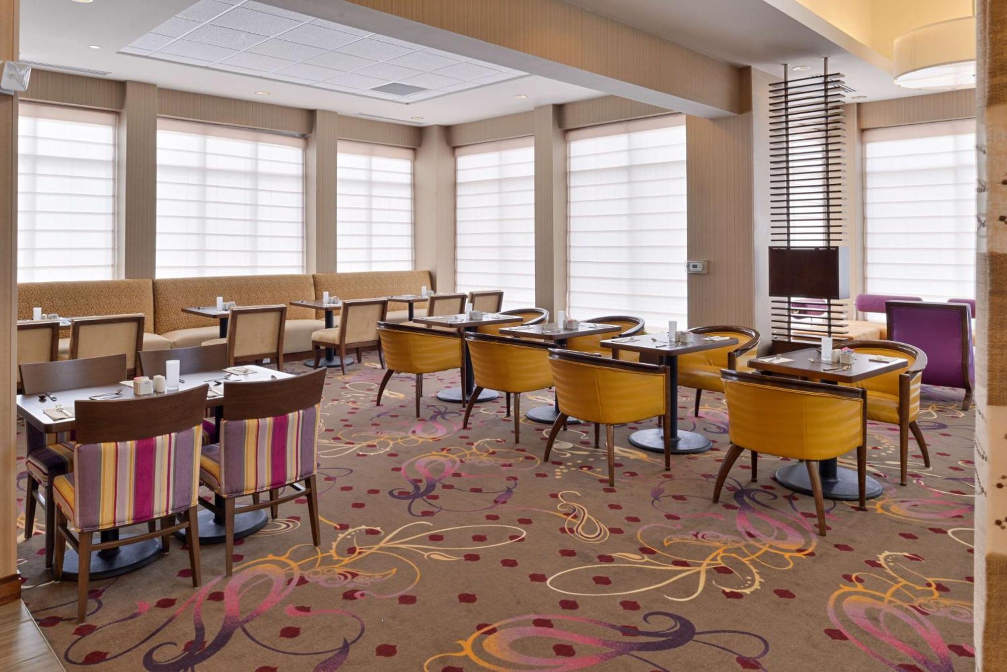 Hilton Garden Inn הובס מראה חיצוני תמונה